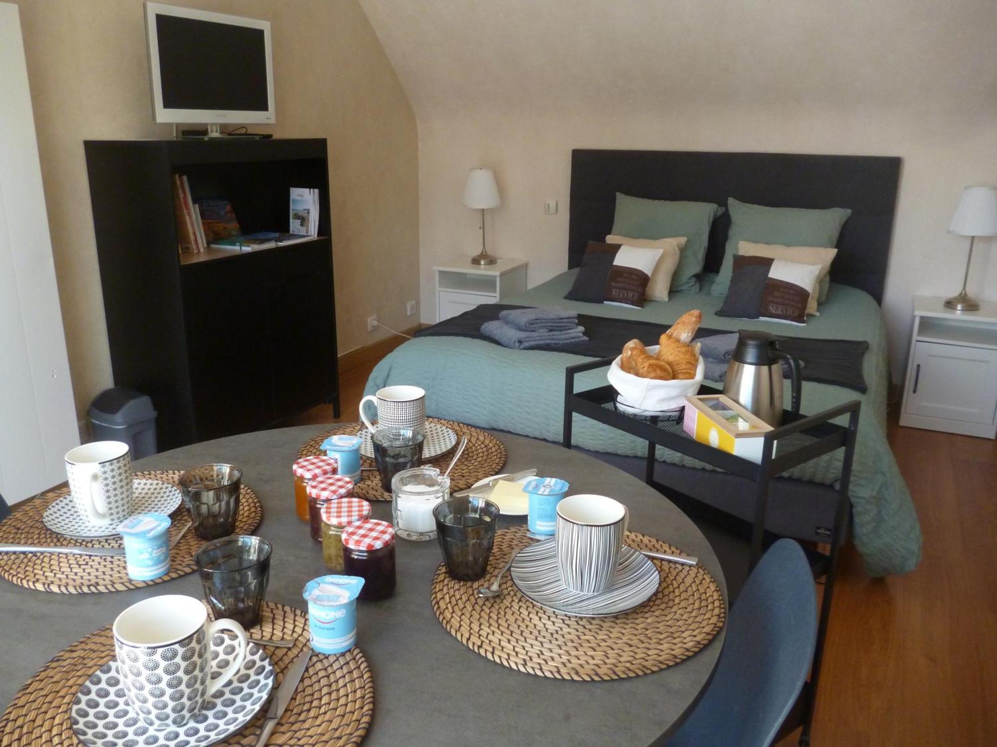 Au Gre Des Marees, 1 Chambre Avec Petit Dejeuner Hanvec Eksteriør bilde